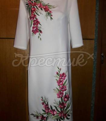 Українська вишита сукня гладдю "Романтика" фото